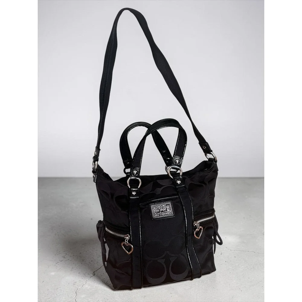 Coach Y2K Poppy Black Signature Fabric and Patent Leather Daisy Tote F20101 🖤